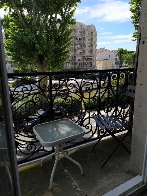 Appartement Avec Balcon, Bord Du Canal, Wifi. Narbonne Bagian luar foto