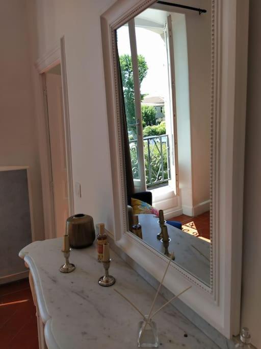 Appartement Avec Balcon, Bord Du Canal, Wifi. Narbonne Bagian luar foto