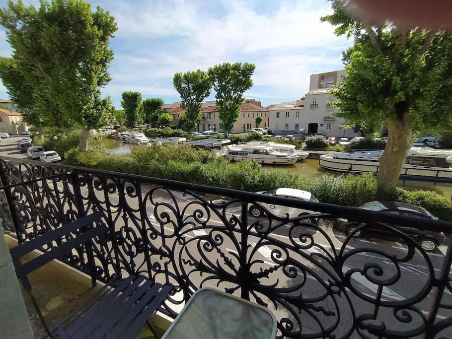 Appartement Avec Balcon, Bord Du Canal, Wifi. Narbonne Bagian luar foto