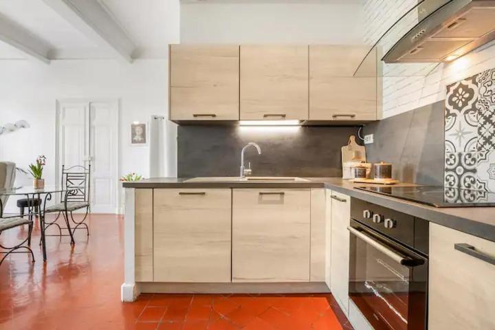 Appartement Avec Balcon, Bord Du Canal, Wifi. Narbonne Bagian luar foto